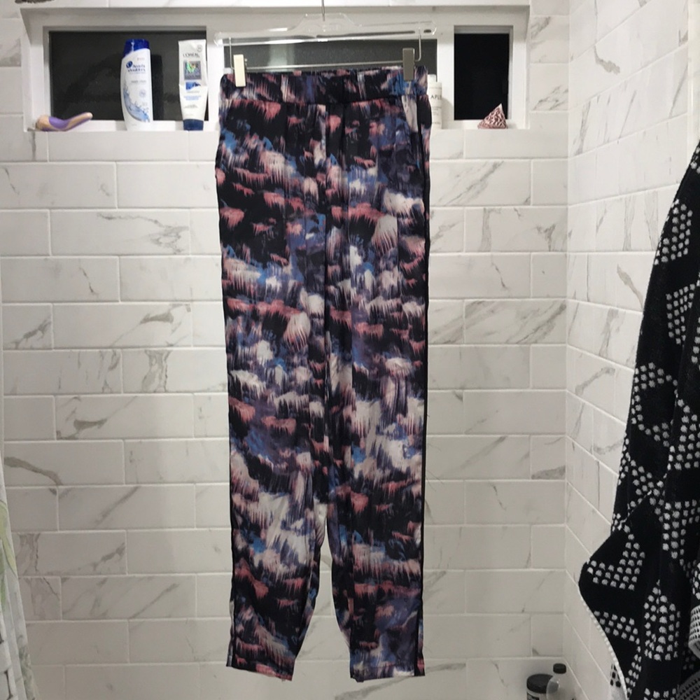 Printed silky pants